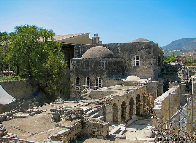 Демре — Мира — Кекова: затонувший город и древние захоронения